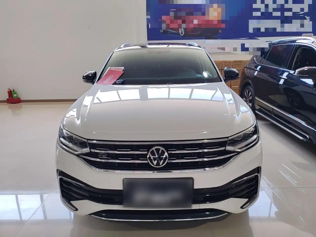 Volkswagen Tiguan X 2022 330TSI Two-Wheel-Drive Flagship Edition — миниатюра 2