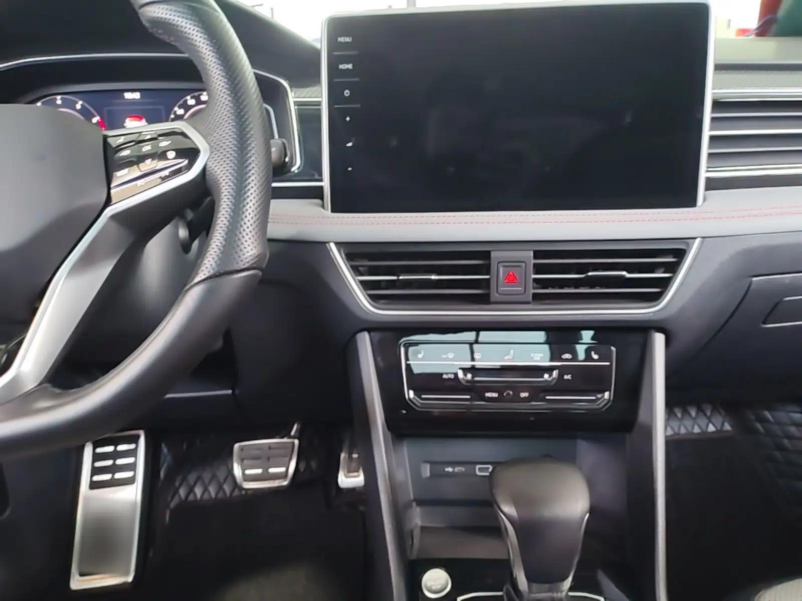 Volkswagen Tiguan X 2022 330TSI Two-Wheel-Drive Flagship Edition — миниатюра 12