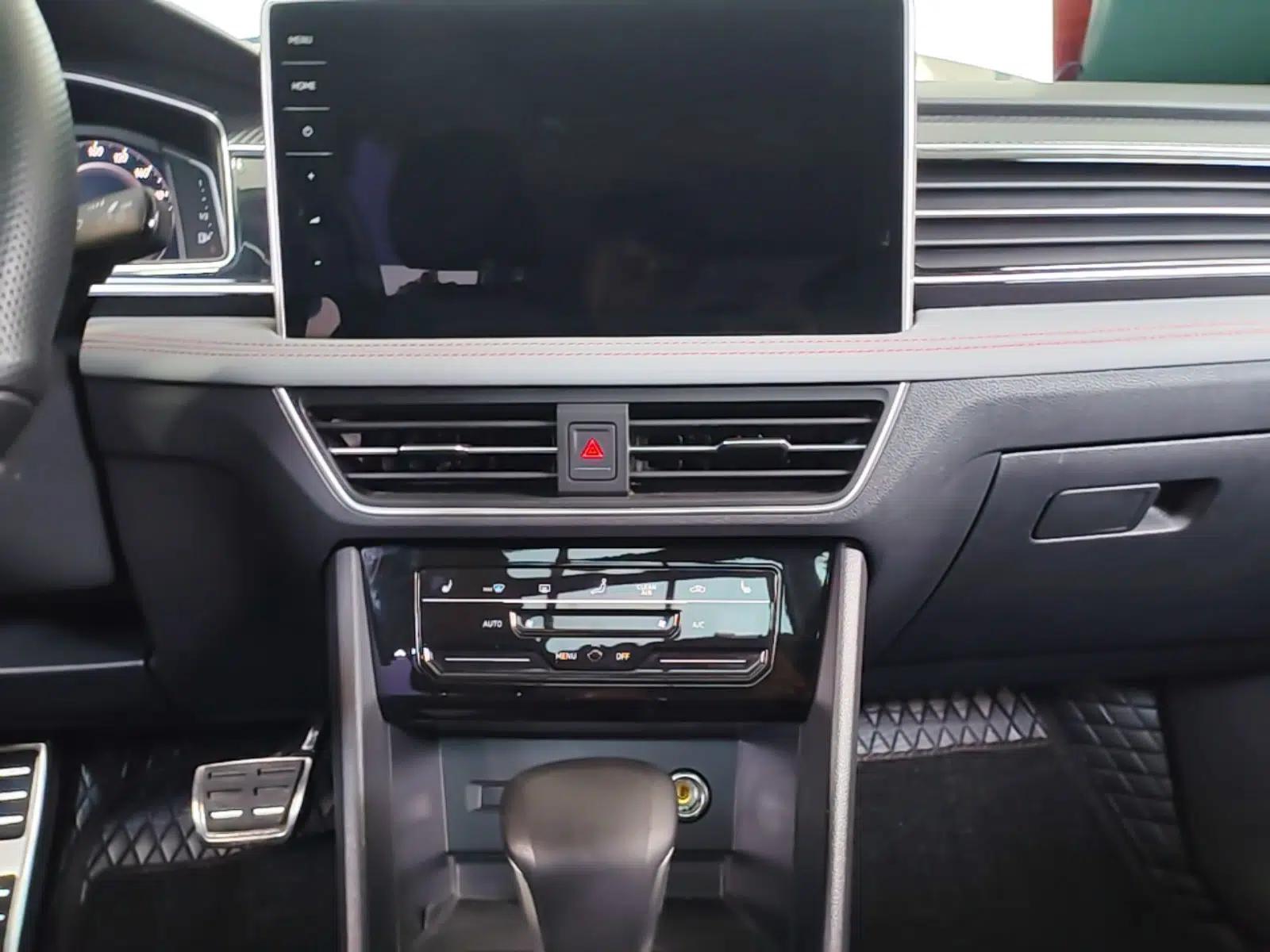 Volkswagen Tiguan X 2022 330TSI Two-Wheel-Drive Flagship Edition — миниатюра 15