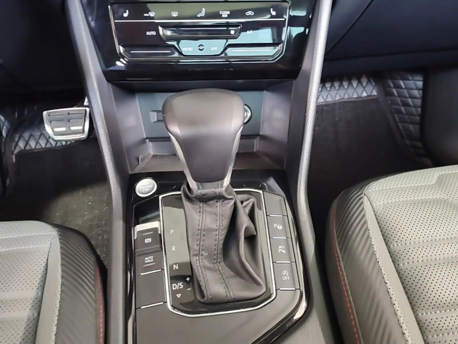 Volkswagen Tiguan X 2022 330TSI Two-Wheel-Drive Flagship Edition — миниатюра 16