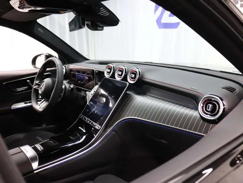 Mercedes-Benz GLC AMG 2026 Model AMG GLC 43 4MATIC (Discontinued in March 2026) — миниатюра 18