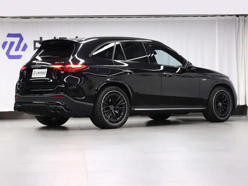 Mercedes-Benz GLC AMG 2026 Model AMG GLC 43 4MATIC (Discontinued in March 2026) — миниатюра 4