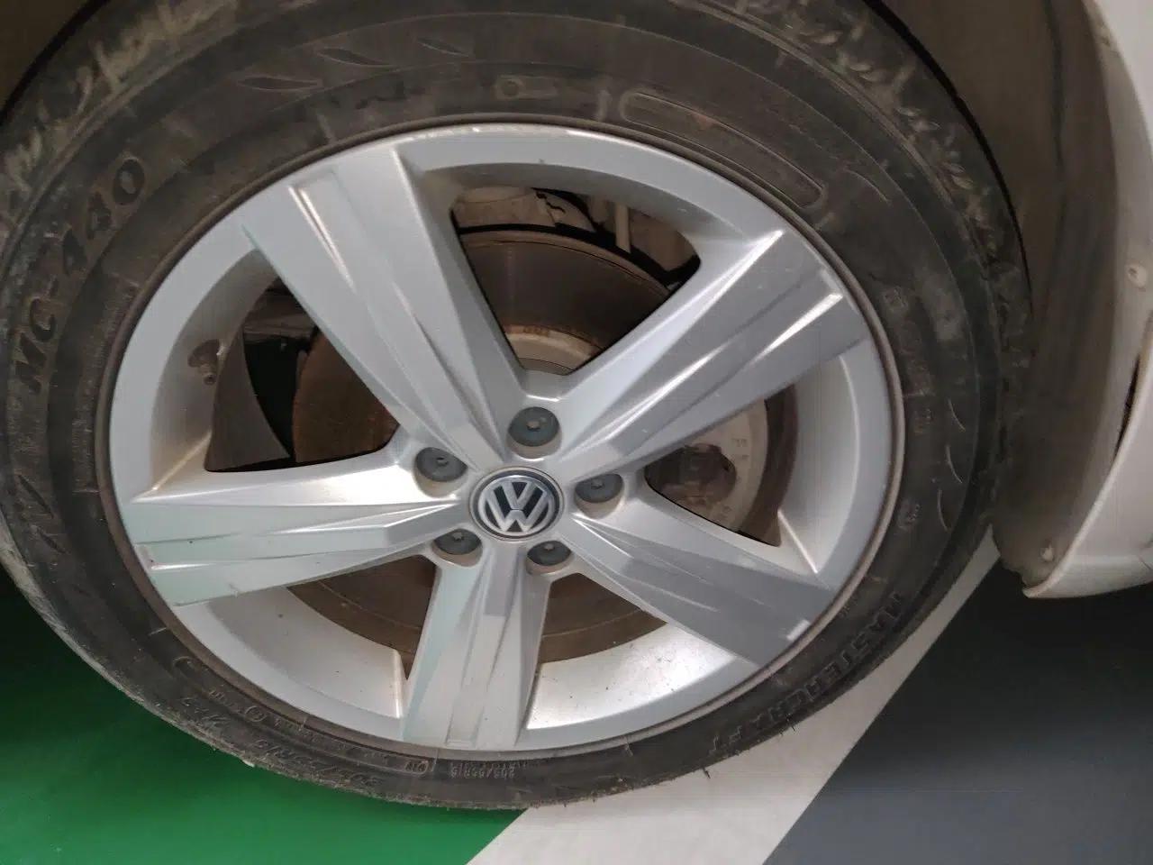 Volkswagen Gran Lavida 2017 1.6L Automatic Fashion Edition — миниатюра 8