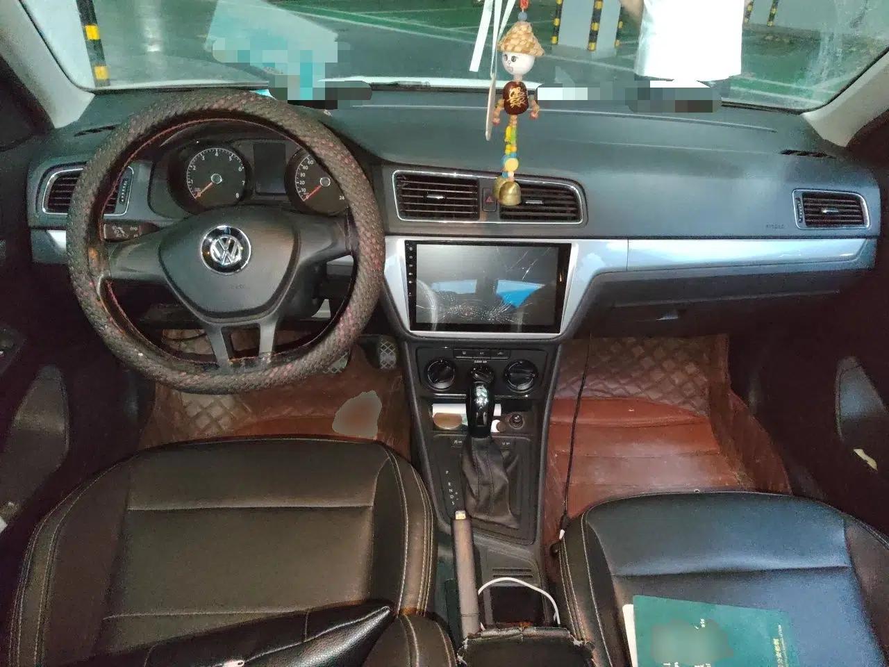 Volkswagen Gran Lavida 2017 1.6L Automatic Fashion Edition — миниатюра 9