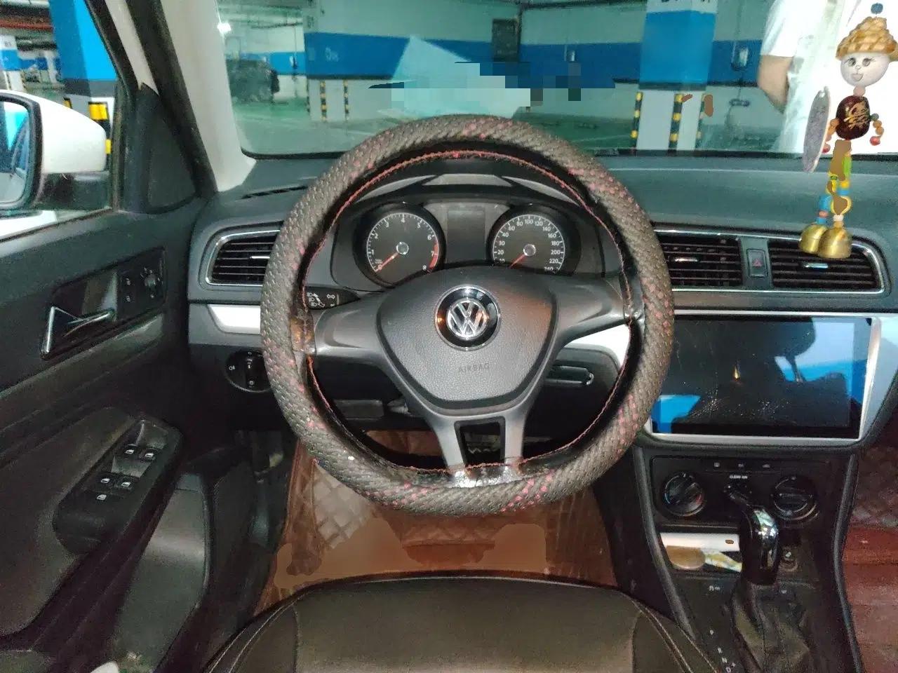 Volkswagen Gran Lavida 2017 1.6L Automatic Fashion Edition — миниатюра 10