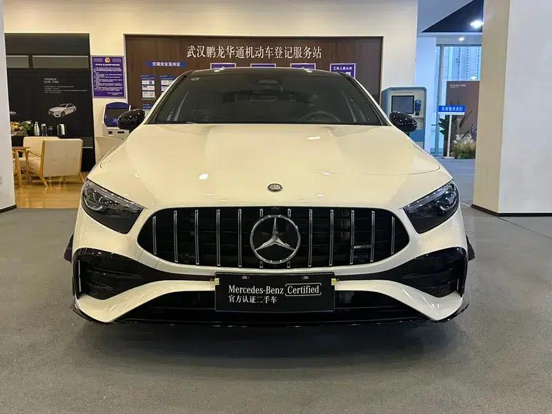 2025 Mercedes-Benz A-Class AMG A 35 L 4MATIC — миниатюра 2