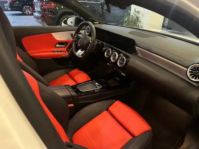 2025 Mercedes-Benz A-Class AMG A 35 L 4MATIC — миниатюра 13
