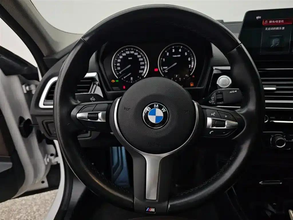 BMW 1 Series 2023 125i M Sport Shadow Edition — миниатюра 9