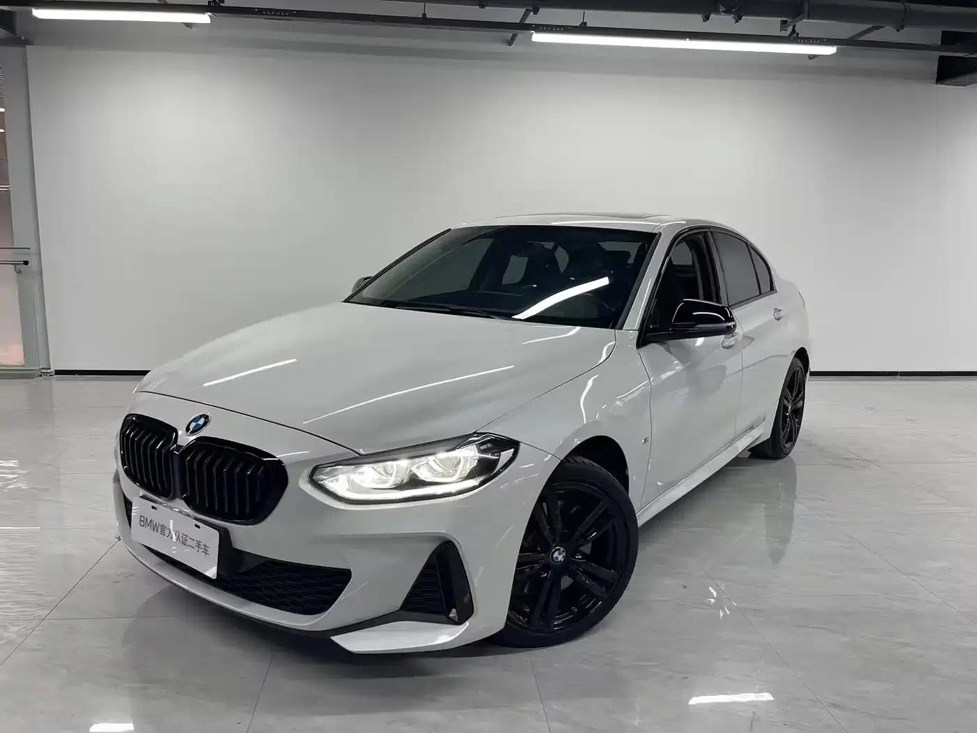 2022 BMW 1 Series 125i M Sport Shadow Edition — миниатюра 1