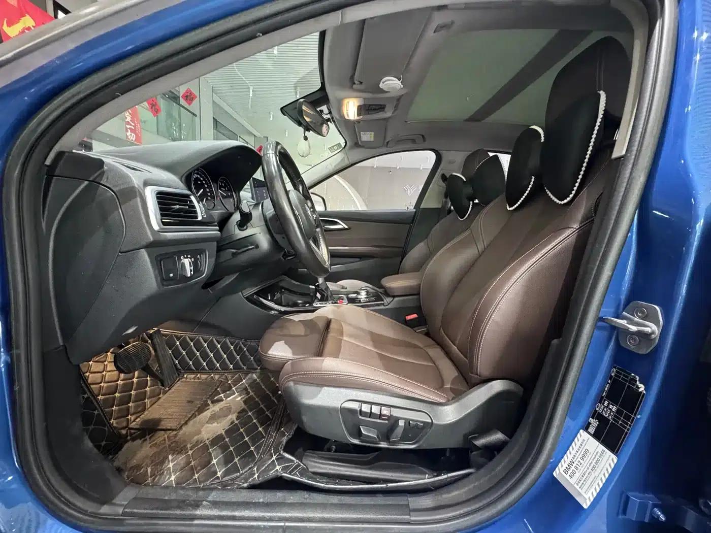 2019 BMW 1 Series 118i M Sport Package — миниатюра 4