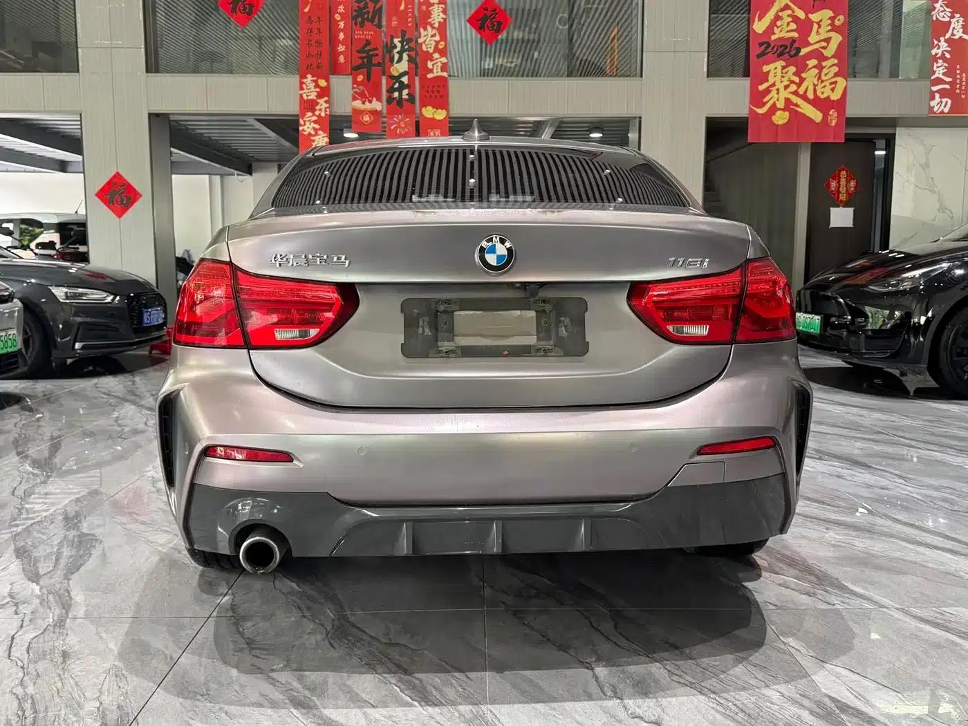 2019 BMW 1 Series 118i M Sport Package — миниатюра 8