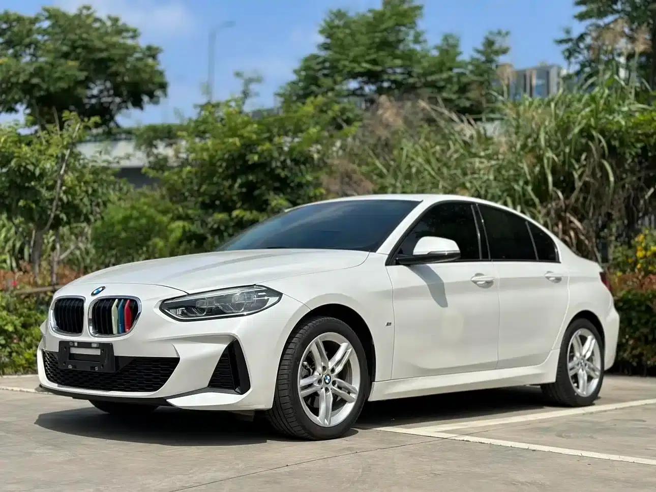 2020 BMW 1 Series 120i M Sport Package — миниатюра 1