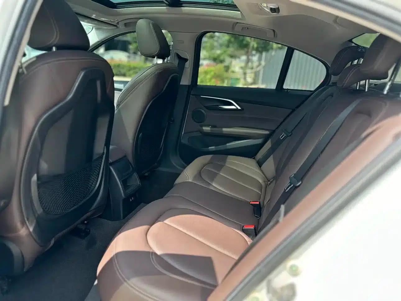 2020 BMW 1 Series 120i M Sport Package — миниатюра 14