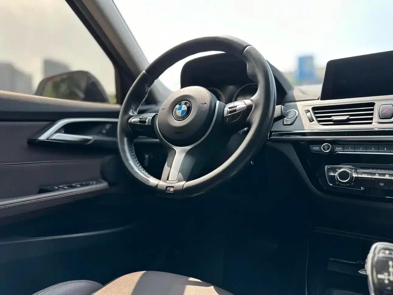 2020 BMW 1 Series 120i M Sport Package — миниатюра 16