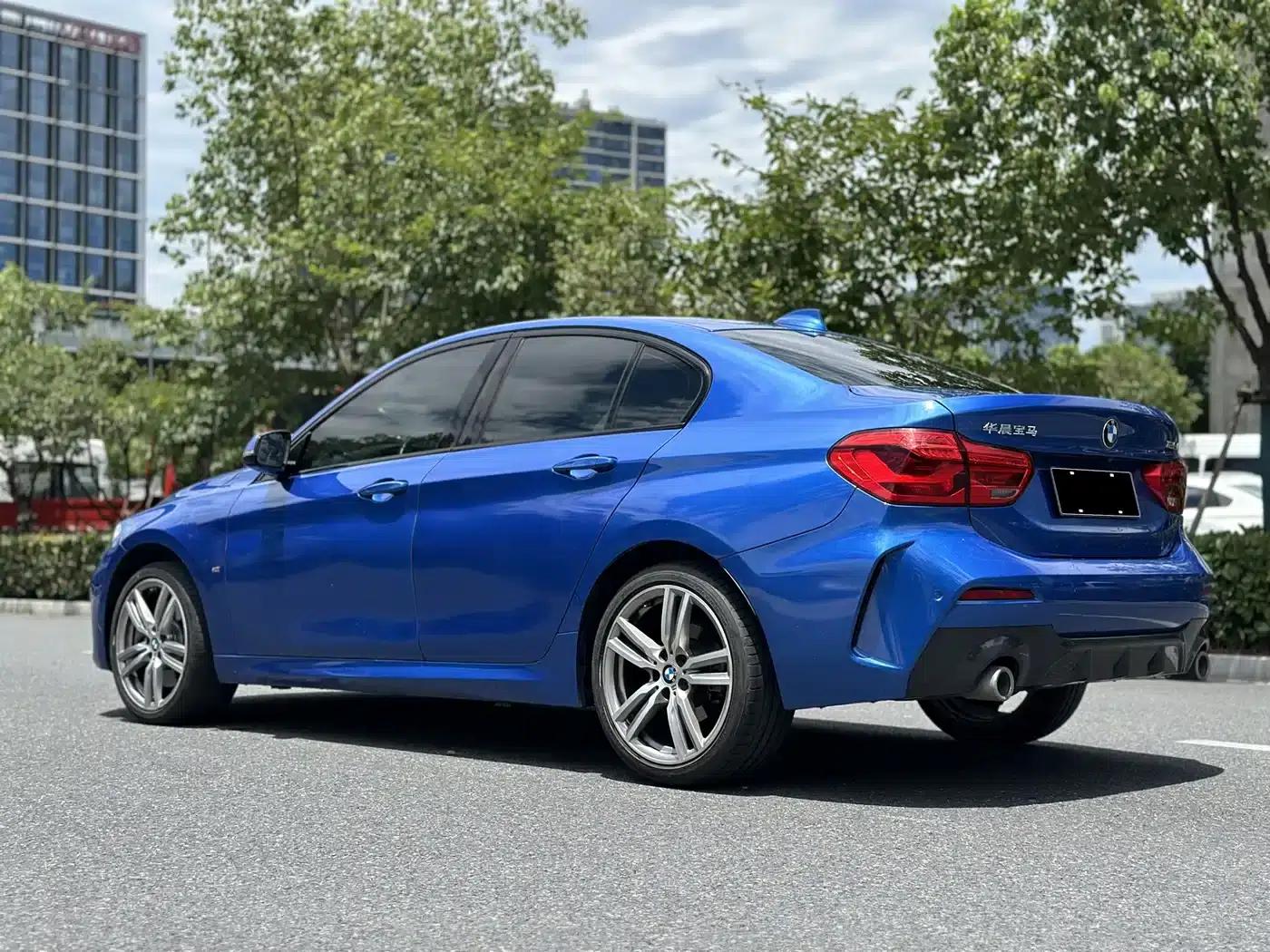 2020 BMW 1 Series 125i Leading M Sport Package — миниатюра 4