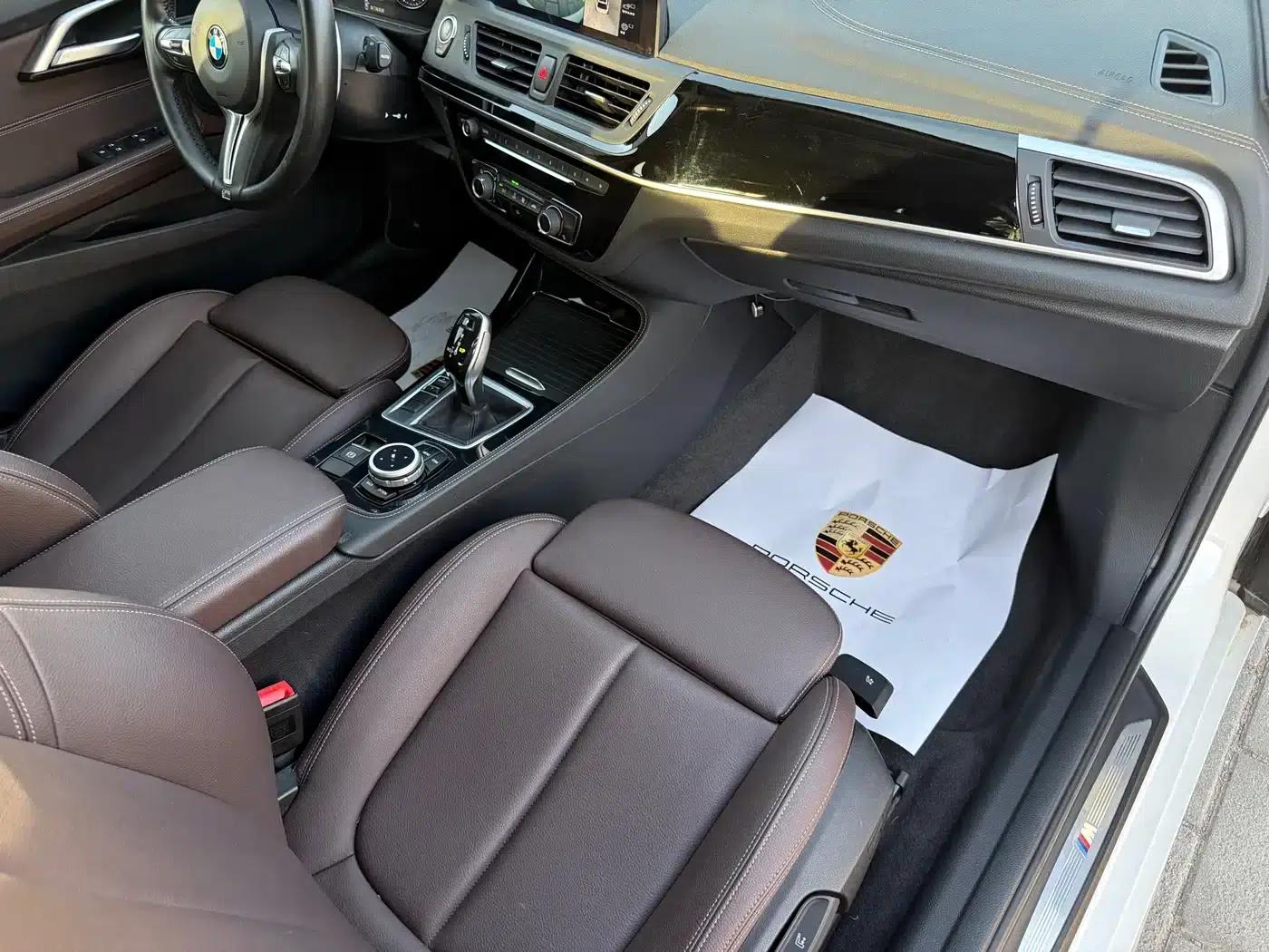 2020 BMW 1 Series 120i M Sport Package — миниатюра 11