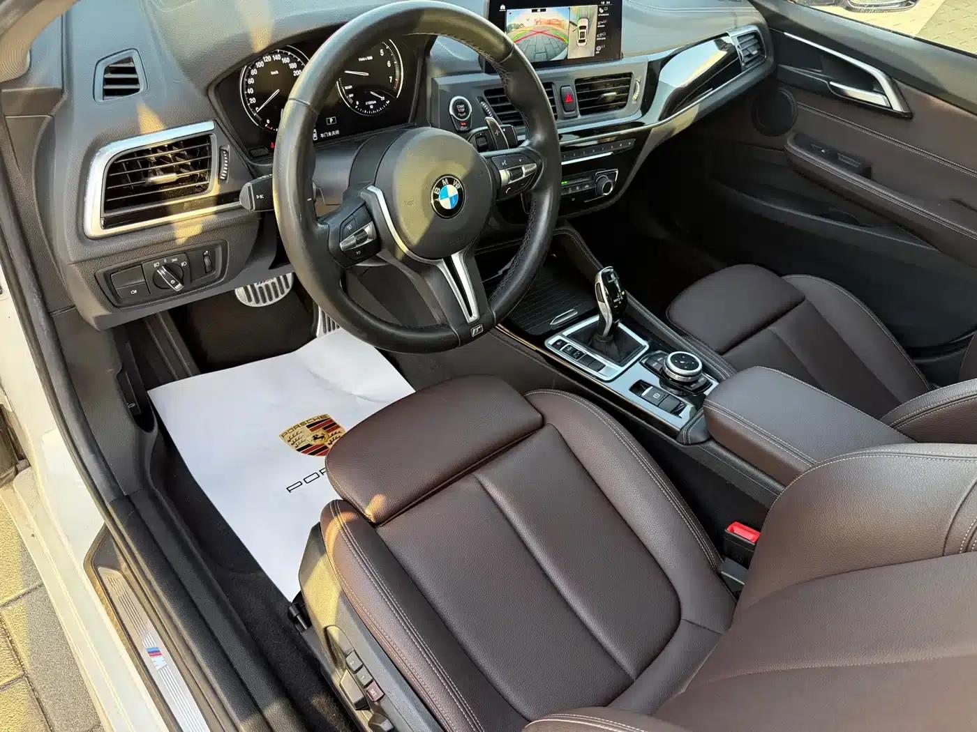 2020 BMW 1 Series 120i M Sport Package — миниатюра 9
