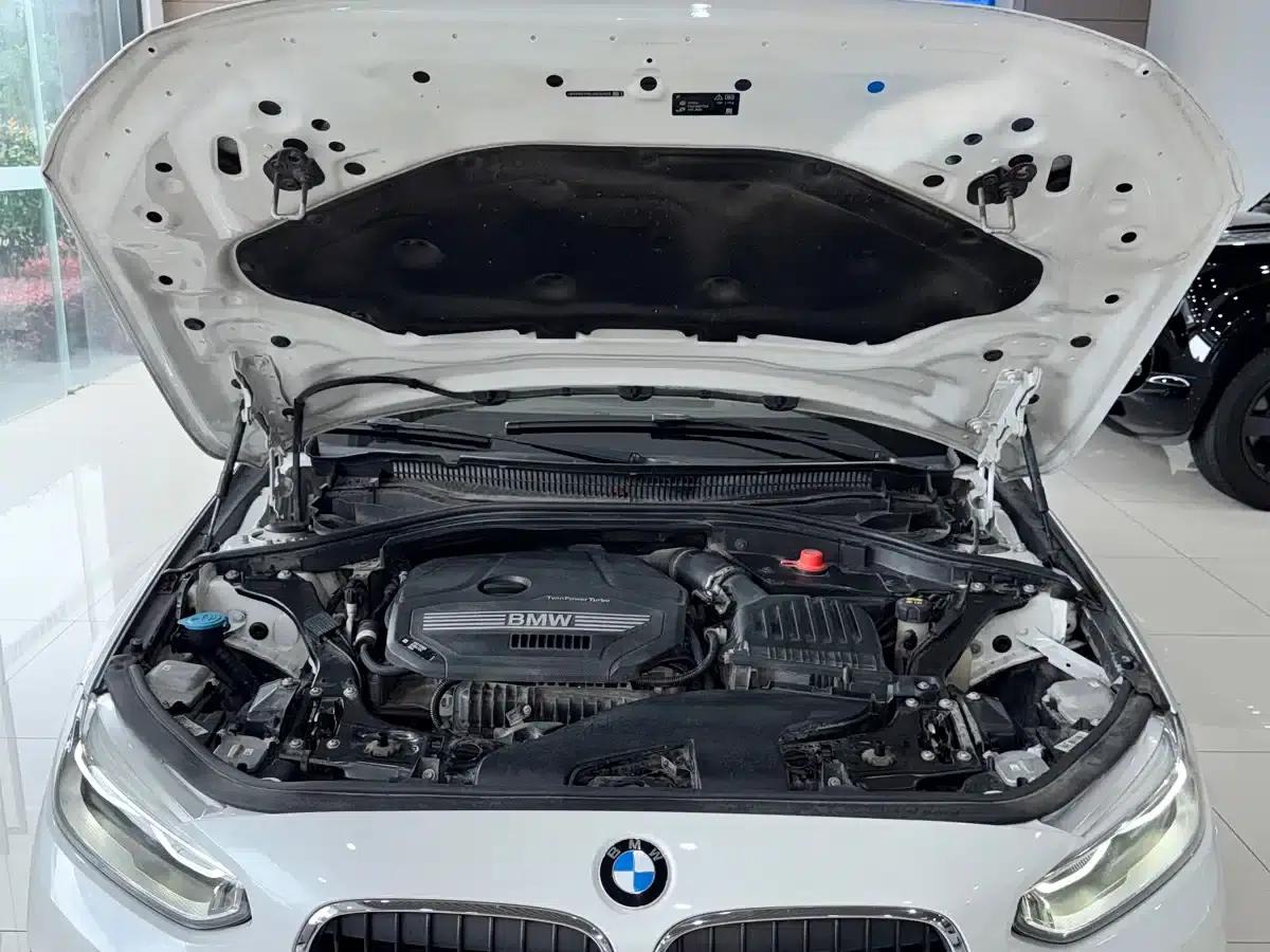 BMW 1 Series 2020 120i Fashion Edition — миниатюра 7