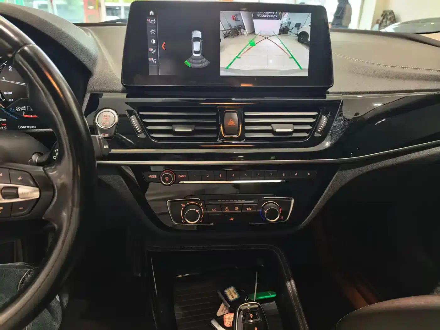 2023 BMW 1 Series 120i M Sport Edition — миниатюра 8