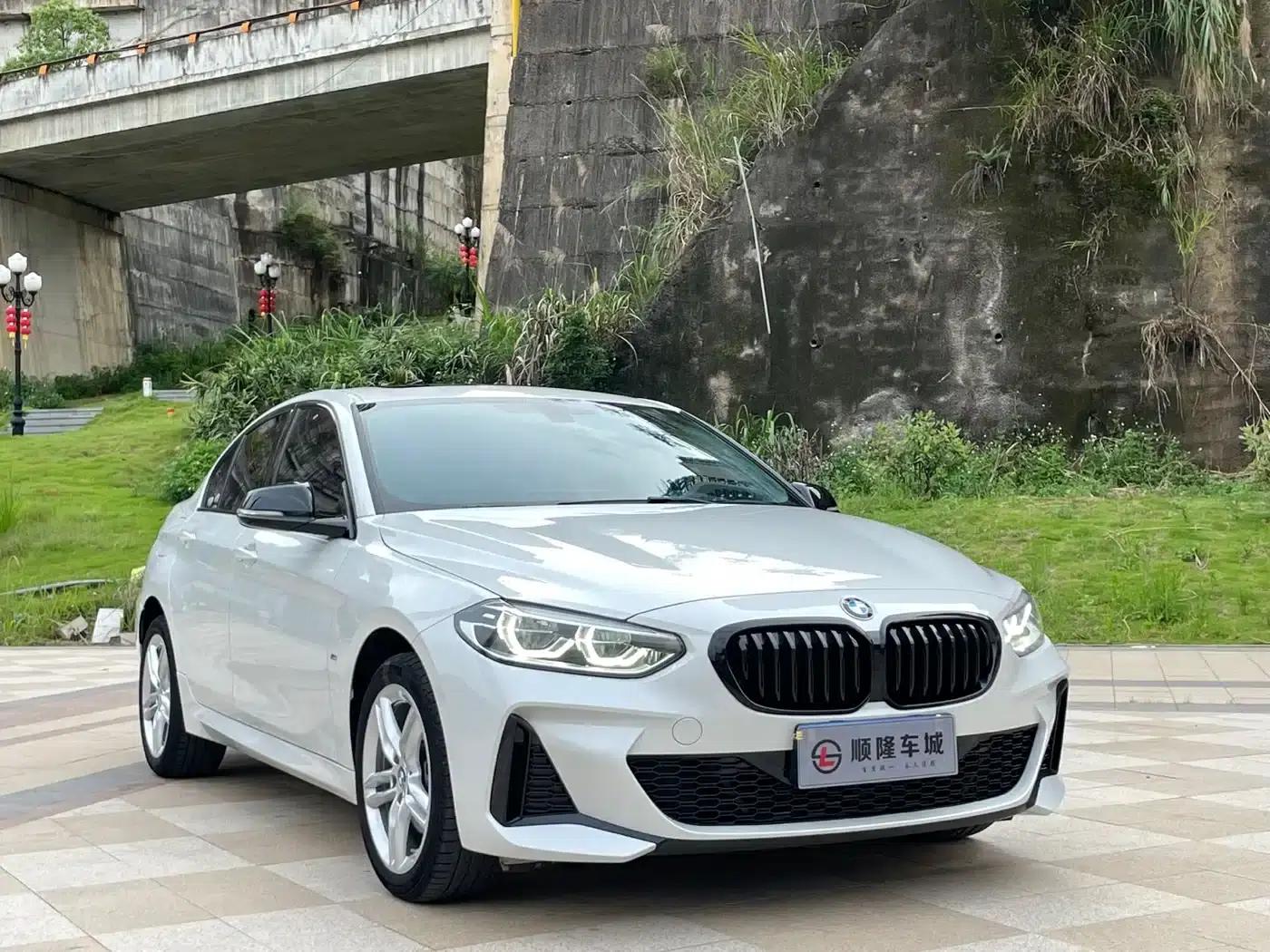 2023 BMW 1 Series 120i M Sport Edition — миниатюра 3