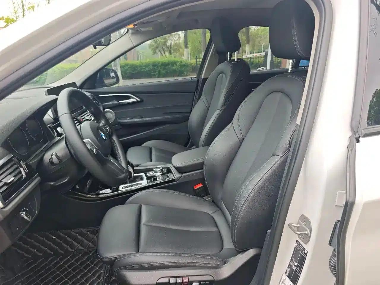 2022 BMW 1 Series 120i M Sport Shadow Edition — миниатюра 16
