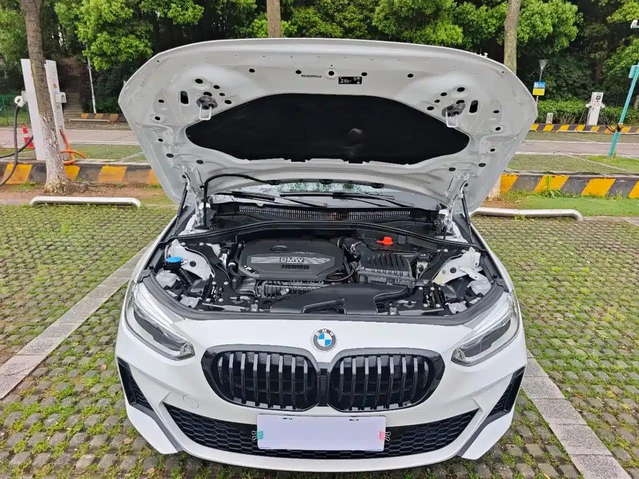 2022 BMW 1 Series 120i M Sport Shadow Edition — миниатюра 21