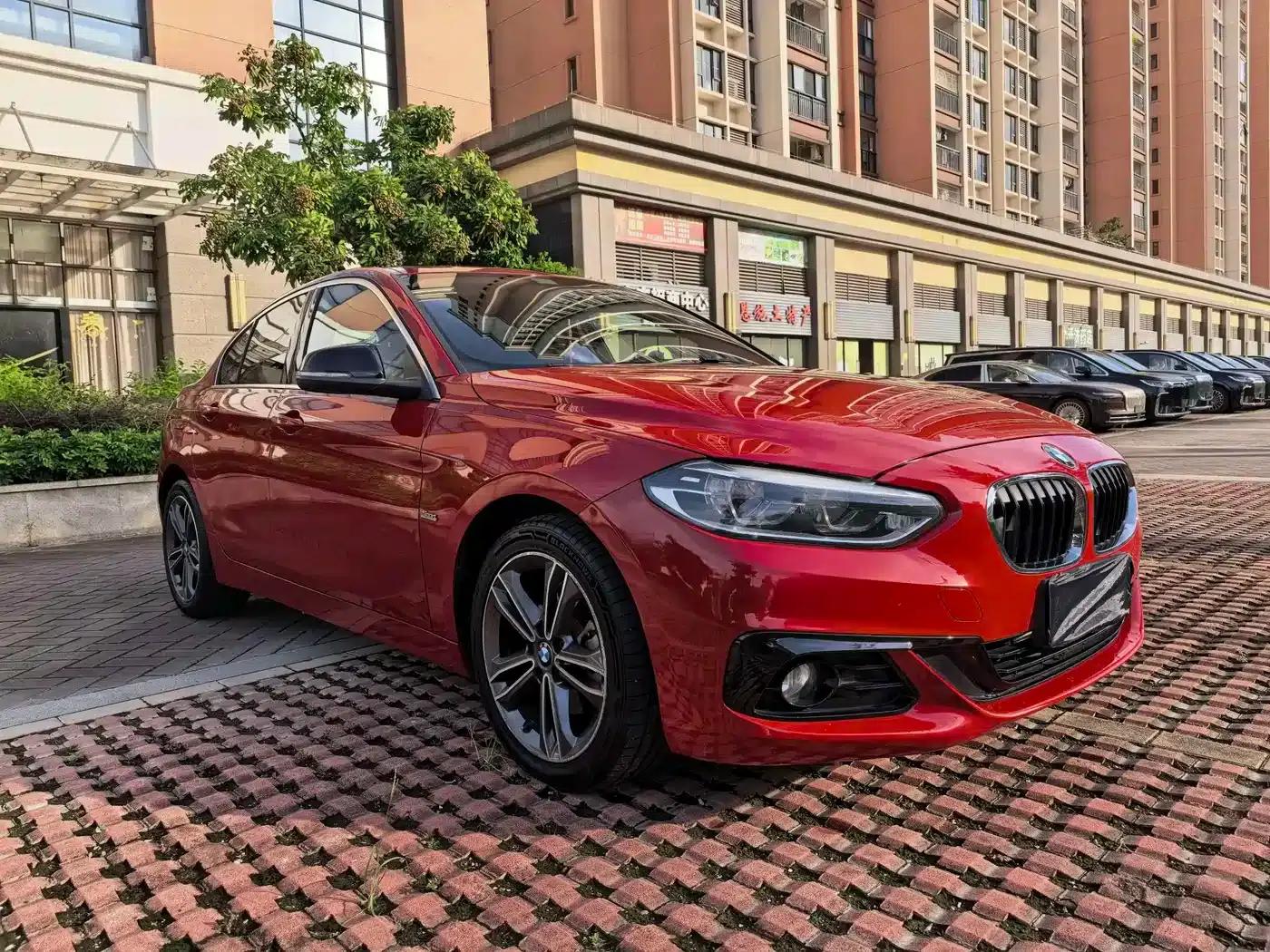 2017 BMW 1 Series 118i Sport — миниатюра 3