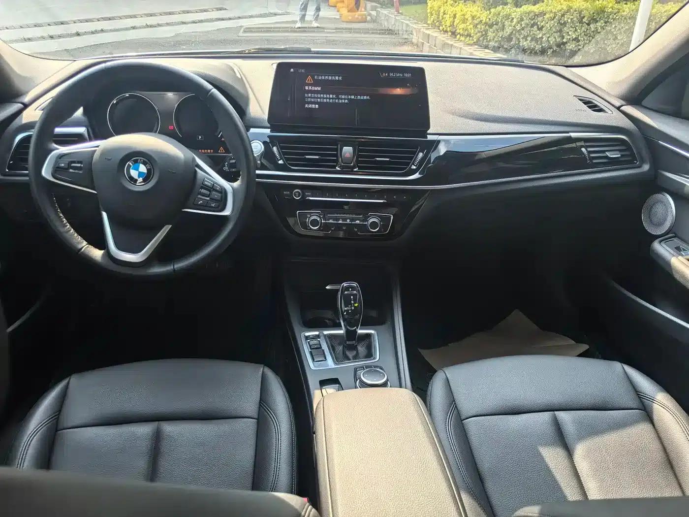 2023 BMW 1 Series 120i M Sport — миниатюра 15