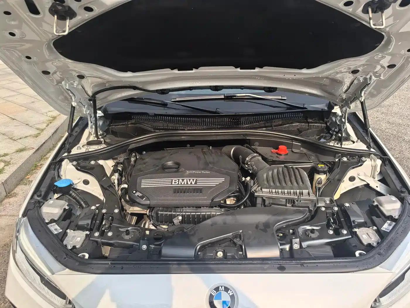 2023 BMW 1 Series 120i M Sport — миниатюра 20