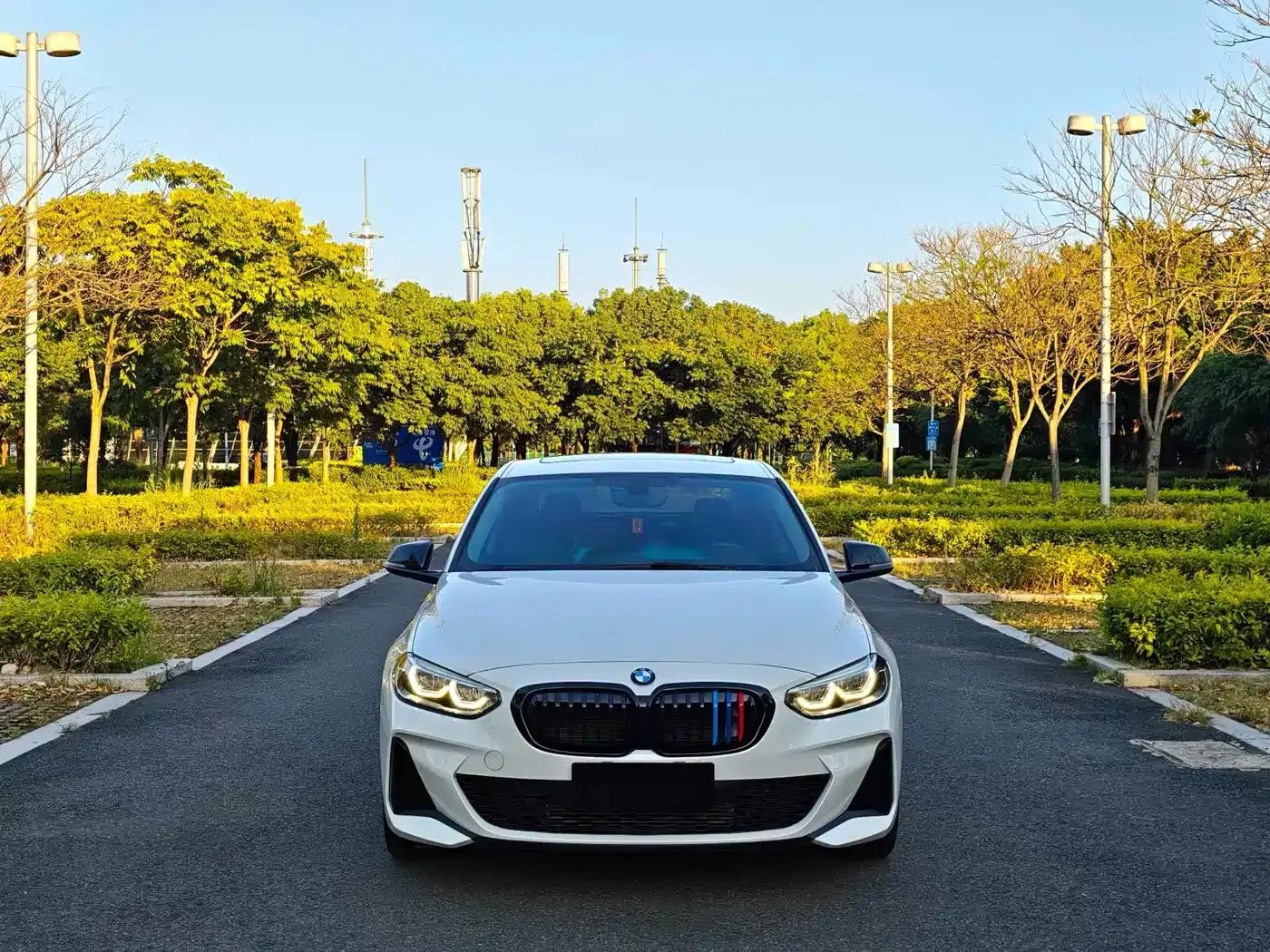 2020 BMW 1 Series 120i M Sport Package — миниатюра 2