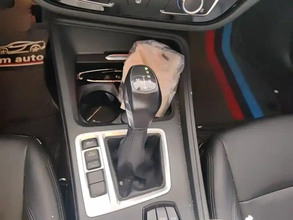 BMW 1 Series 2018 118i Fashion Edition — миниатюра 15