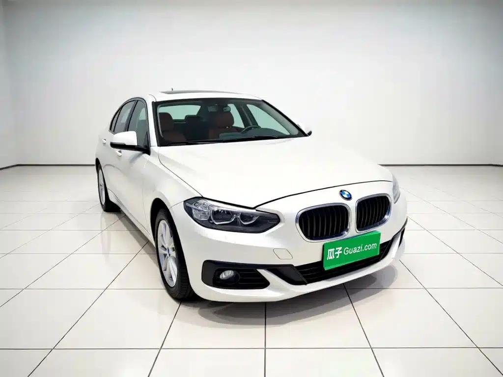 BMW 1 Series 2018 118i Fashion Edition — миниатюра 3