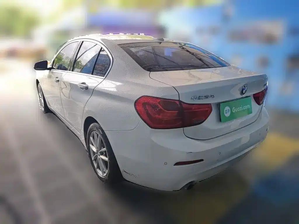 BMW 1 Series 2018 118i Fashion Edition — миниатюра 4