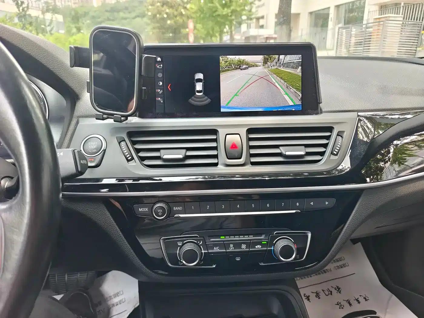 BMW 1 Series 2019 118i Fashion Edition — миниатюра 9