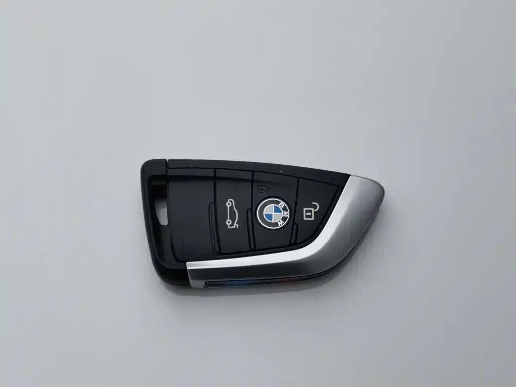BMW 1 Series 2021 Facelift 120i M Sport Shadow Edition — миниатюра 19