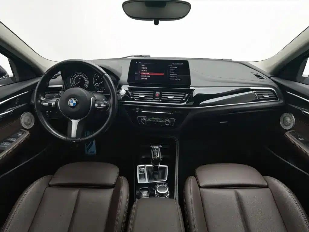 BMW 1 Series 2021 Facelift 120i M Sport Shadow Edition — миниатюра 5