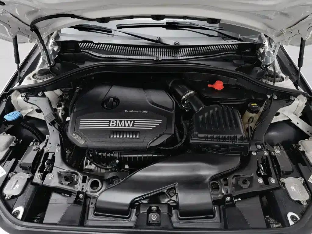 BMW 1 Series 2021 Facelift 120i M Sport Shadow Edition — миниатюра 6
