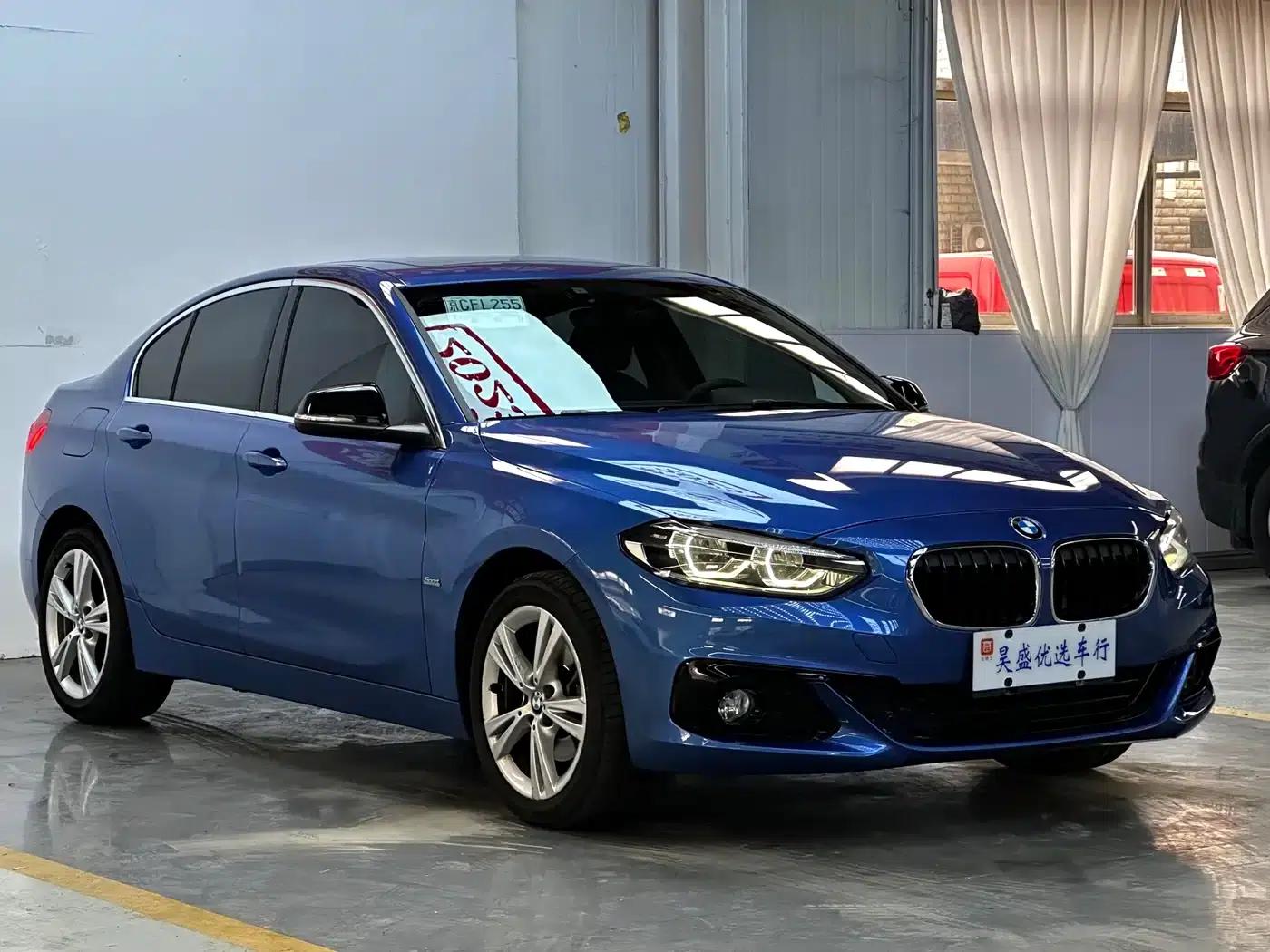 2017 BMW 1 Series 118i Design Package — миниатюра 3