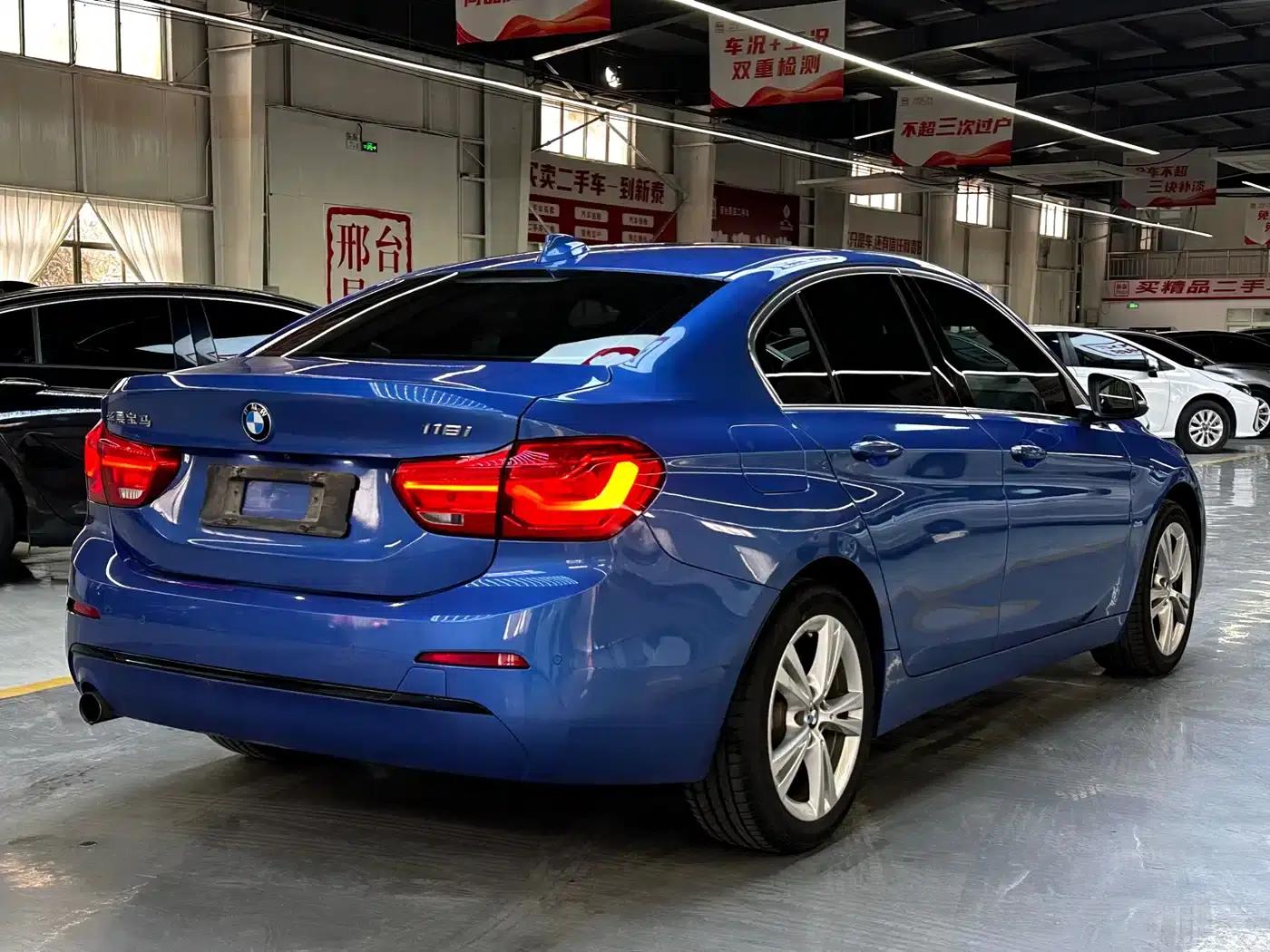 2017 BMW 1 Series 118i Design Package — миниатюра 5