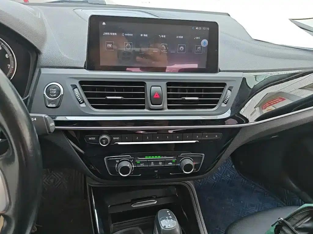 2018 BMW 1 Series 118i Sport — миниатюра 13