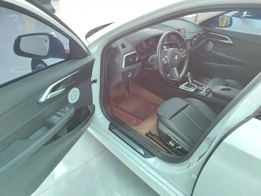 2021 BMW 1 Series 120i M Sport Shadow Edition — миниатюра 16