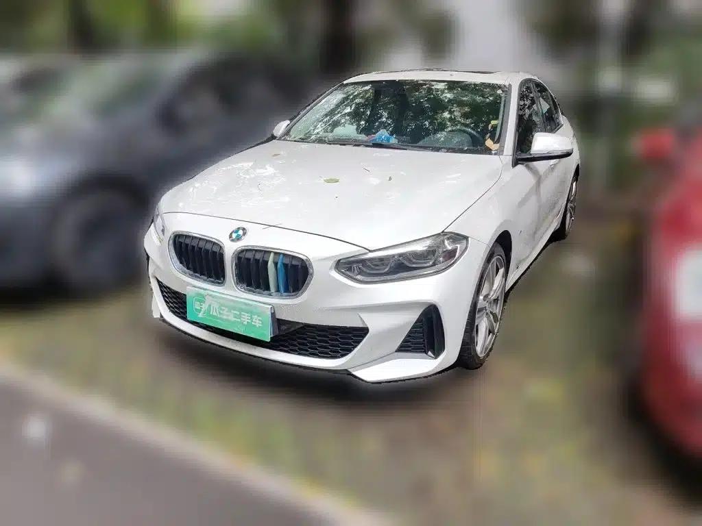 2019 BMW 1 Series 120i Leading M Sport Package — миниатюра 2