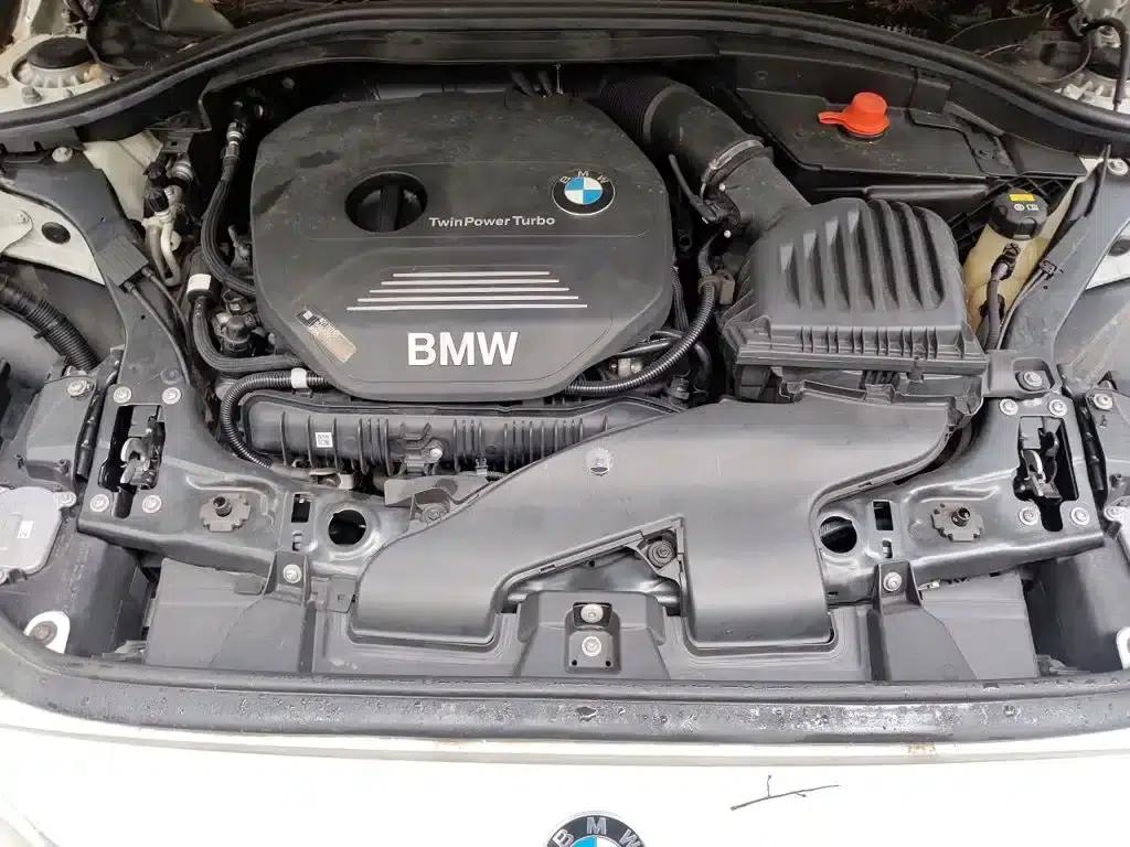 2019 BMW 1 Series 120i Leading M Sport Package — миниатюра 11