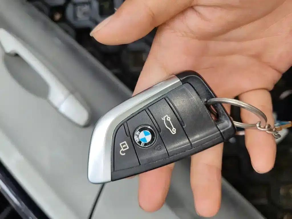 2019 BMW 1 Series 120i Leading M Sport Package — миниатюра 12