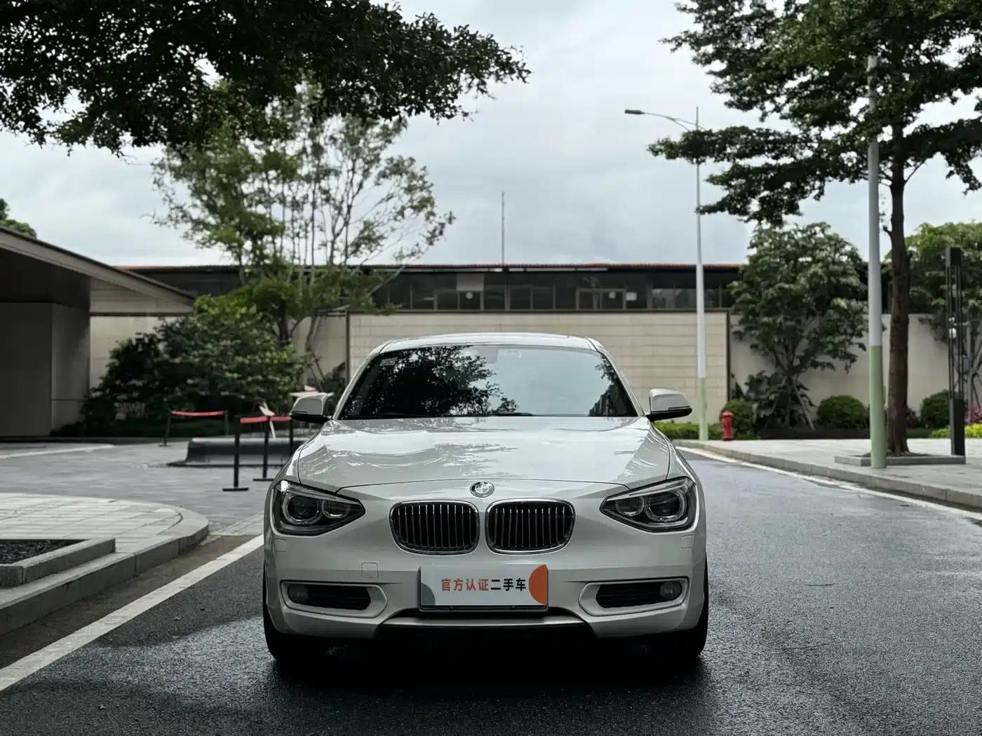 BMW 1 Series (Imported) 2013 Facelift 116i Leading Edition — миниатюра 2