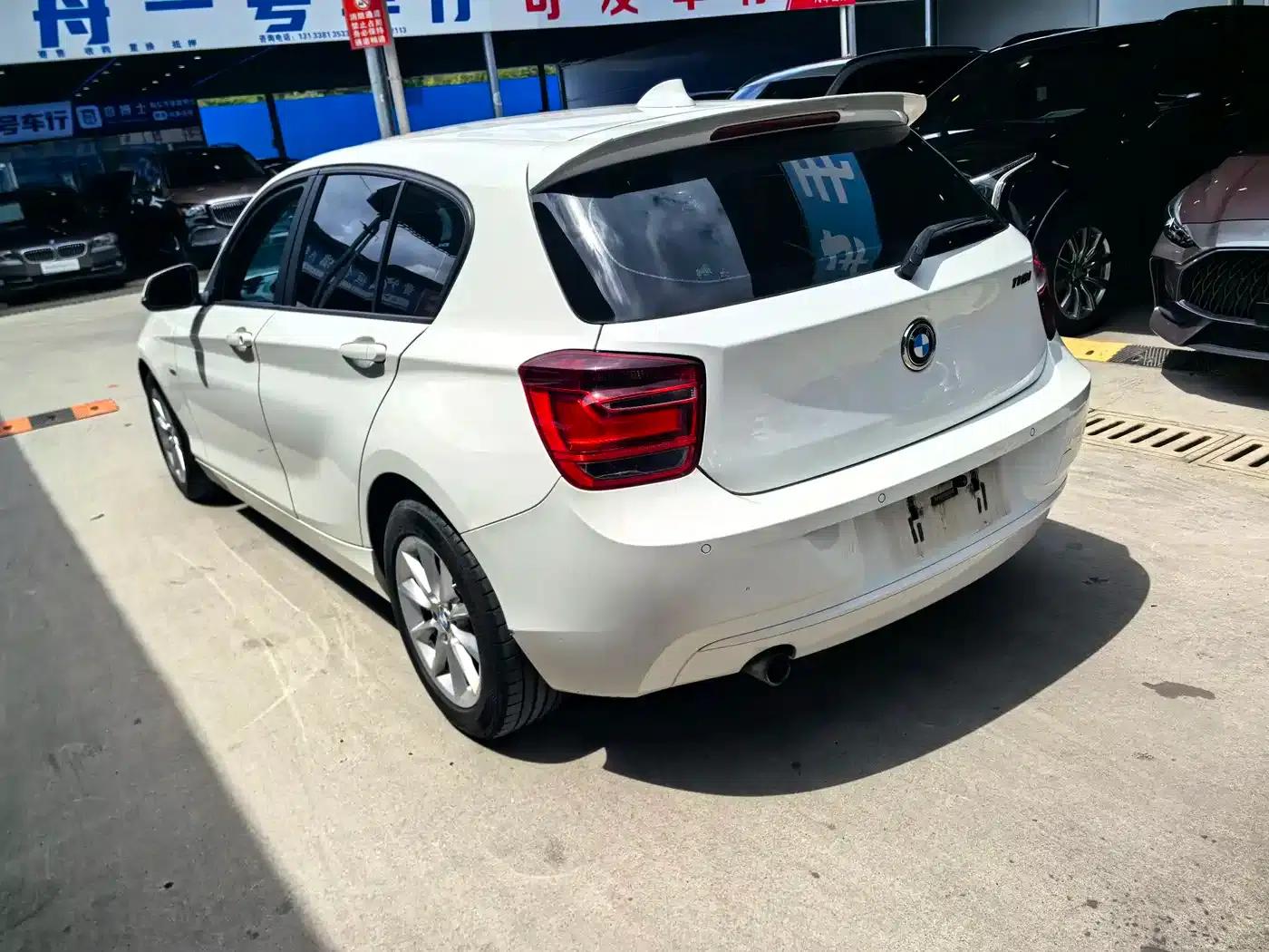 2013 BMW 1 Series (Imported) Facelift 116i Urban Edition — миниатюра 11