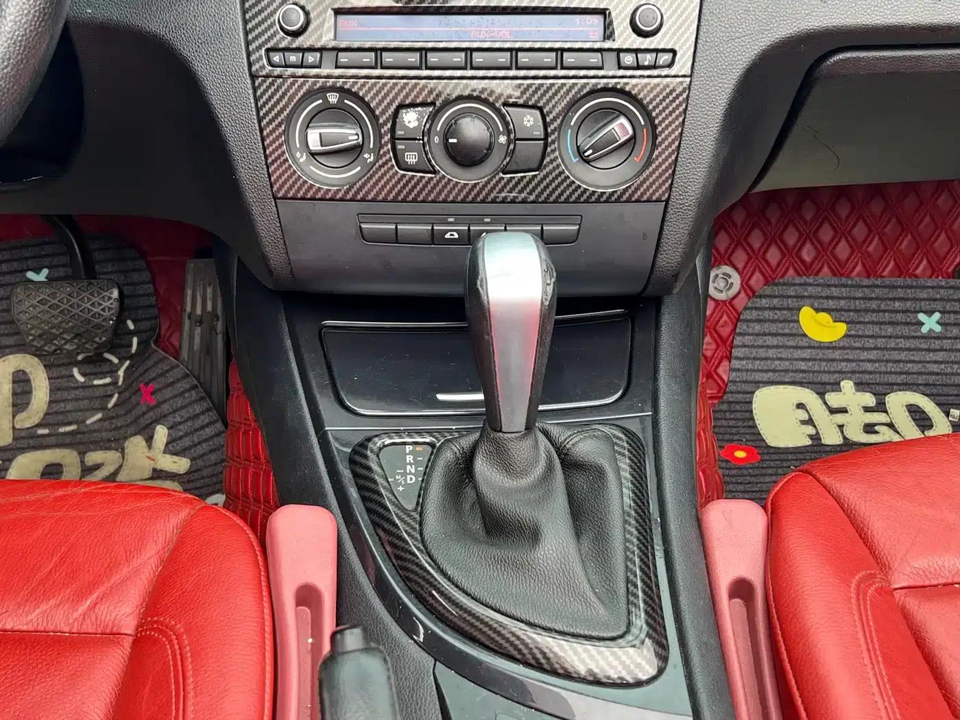 2011 BMW 1 Series 120i Convertible (Imported) — миниатюра 12