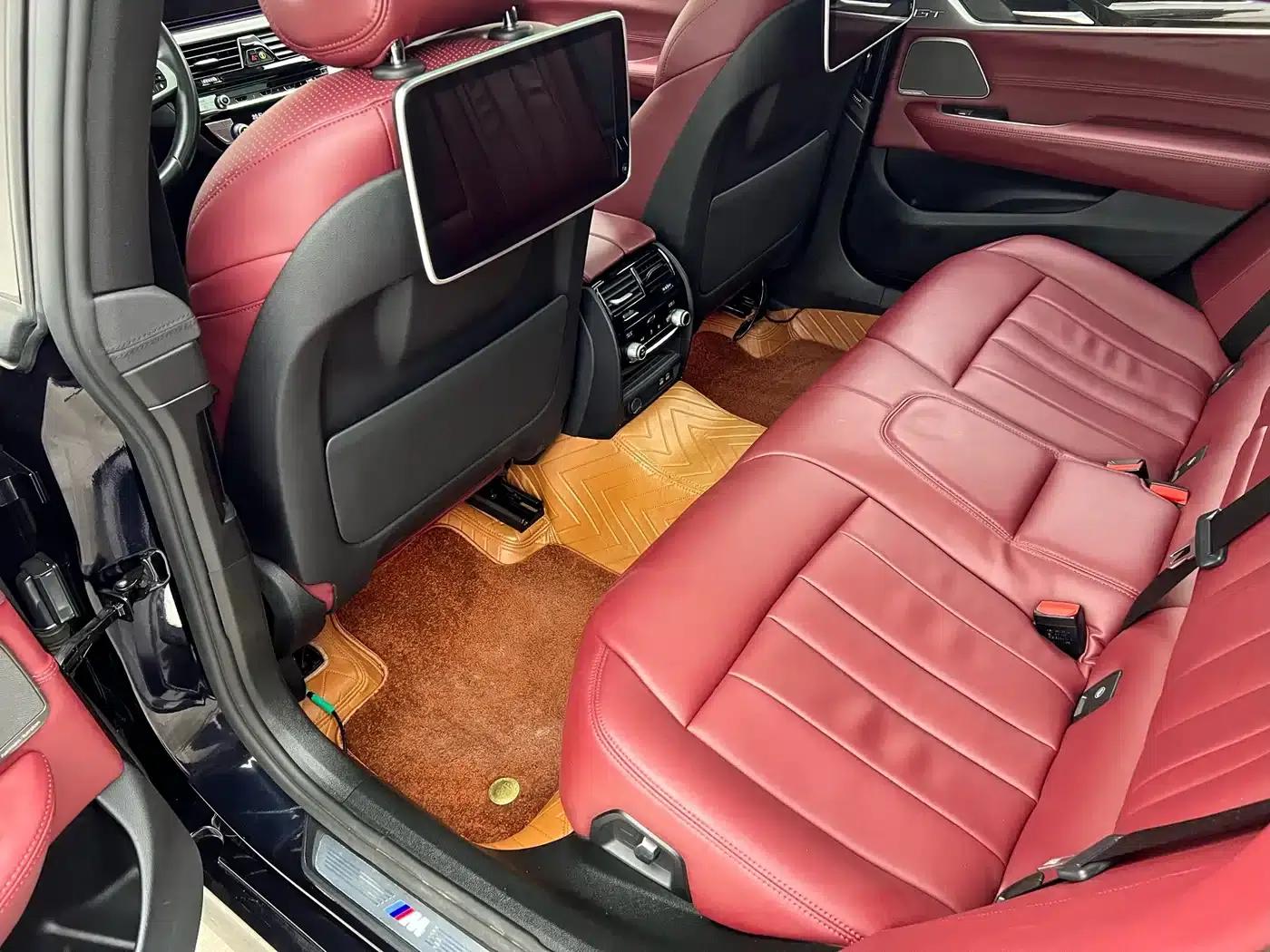 2021 BMW 6 Series GT 630i M Sport Package — миниатюра 11