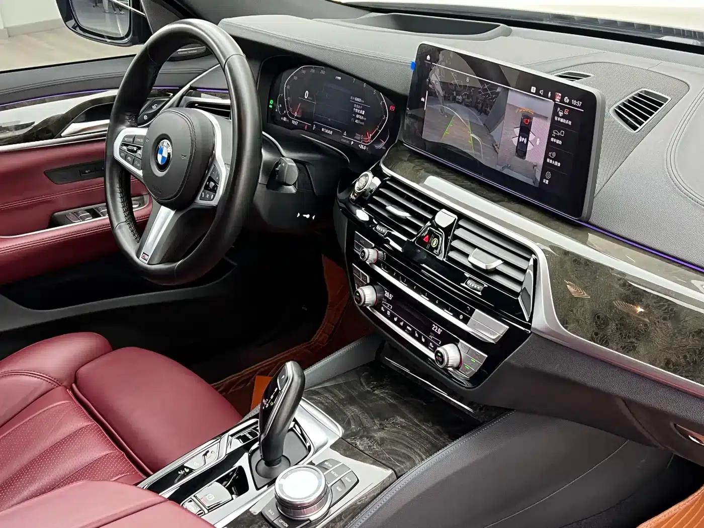 2021 BMW 6 Series GT 630i M Sport Package — миниатюра 21