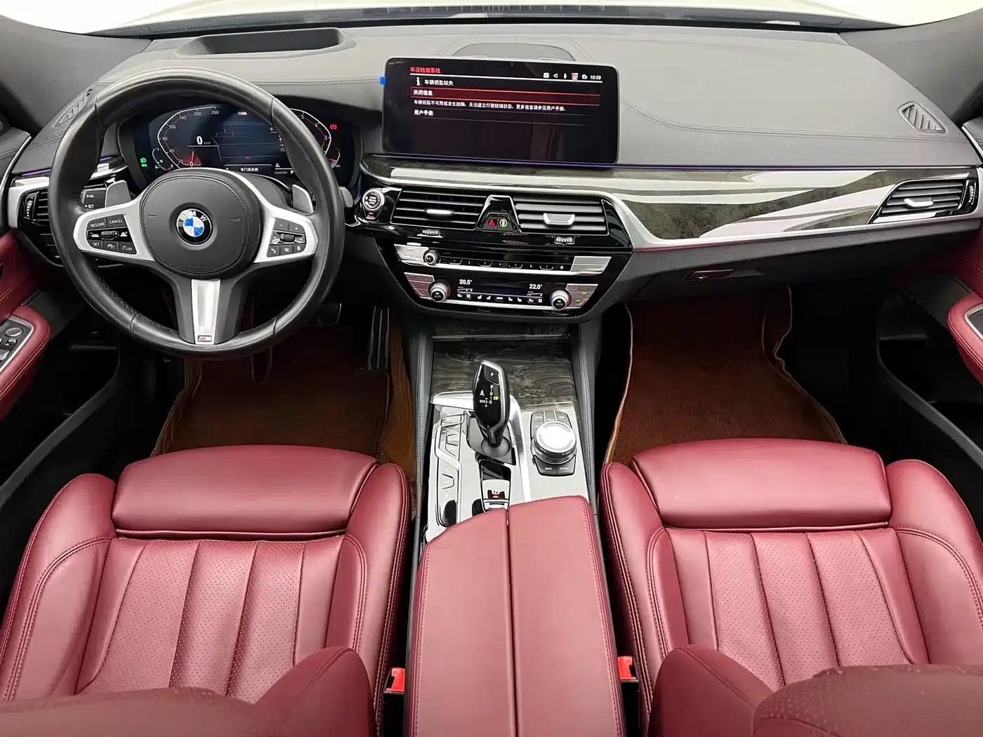 2021 BMW 6 Series GT 630i M Sport Package — миниатюра 9